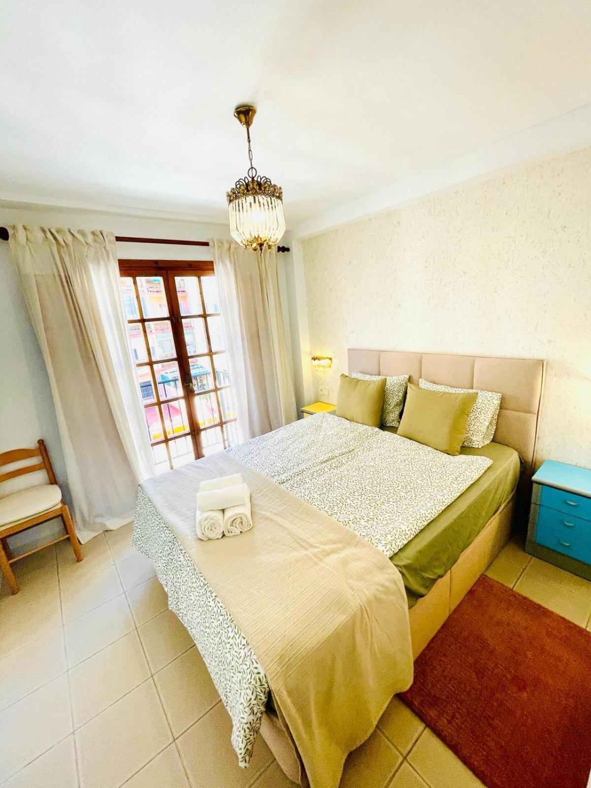 Apartamento Centro Torremolinos Con Solarium ภายนอก รูปภาพ